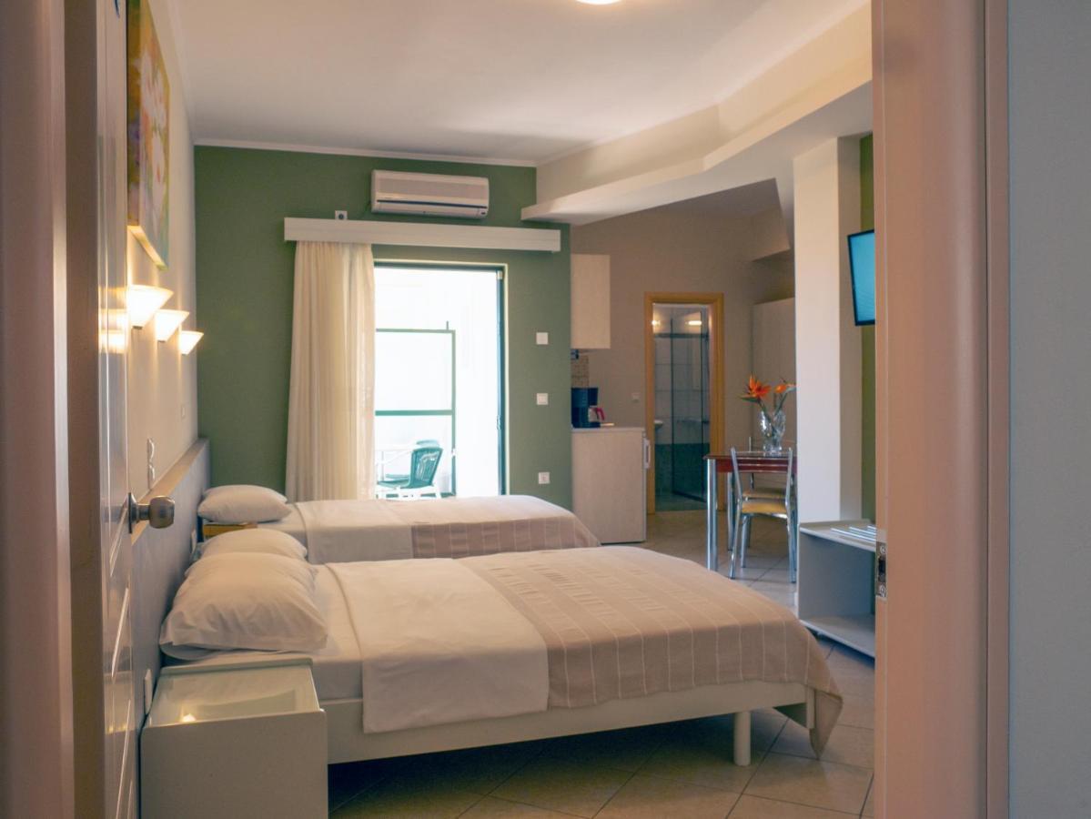 باراليا فراتشو Hotel Loukas Vrachos المظهر الخارجي الصورة