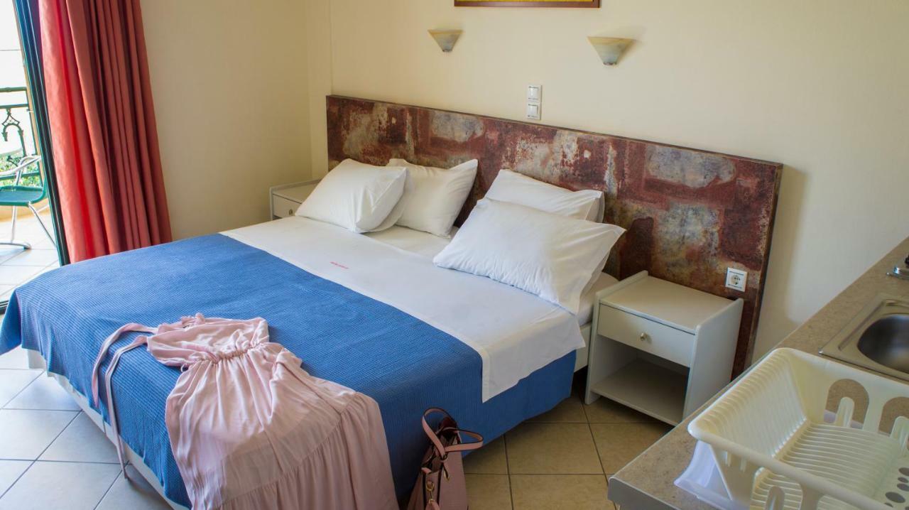 باراليا فراتشو Hotel Loukas Vrachos المظهر الخارجي الصورة