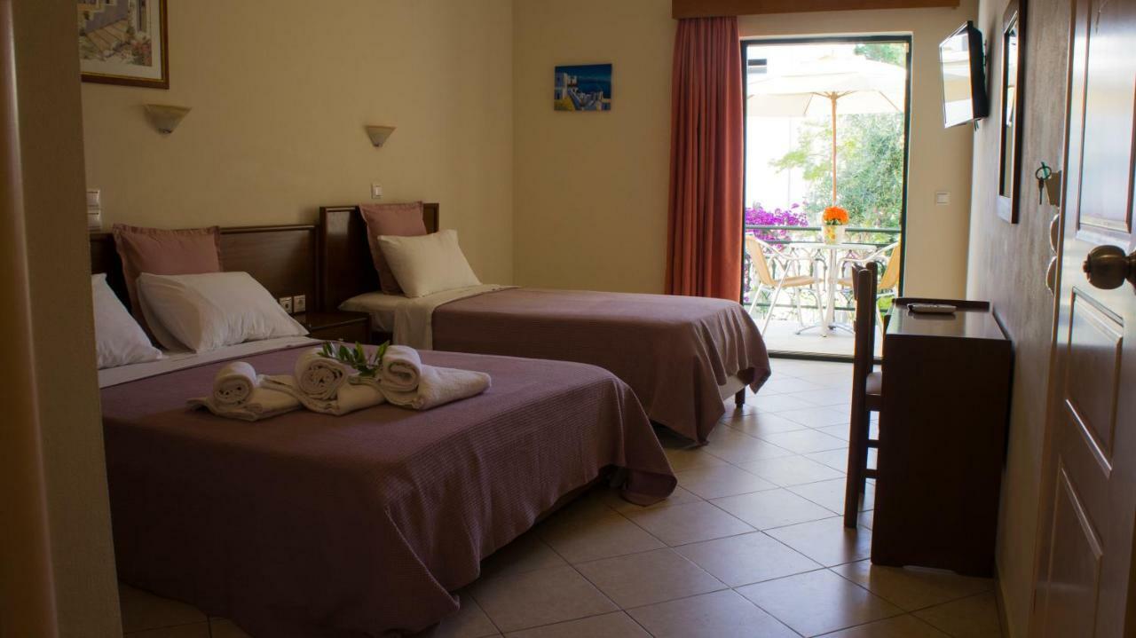 باراليا فراتشو Hotel Loukas Vrachos المظهر الخارجي الصورة